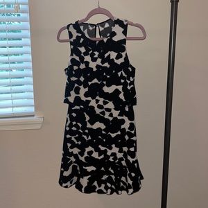 Beautiful Banana Republic sheath dress!